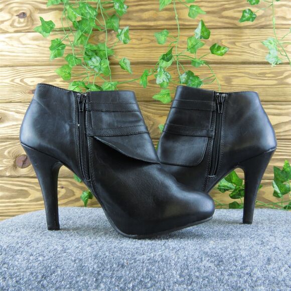 Me Too Lawn Women Ankle Boots Black Leather Zip Size 9.5 Medium - Picture 6 of 9